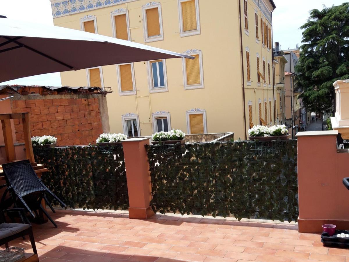 La Terrazza Bed & Breakfast Varazze Luaran gambar